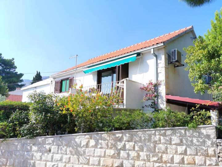 Apartment Biljana Bol Bagian luar foto